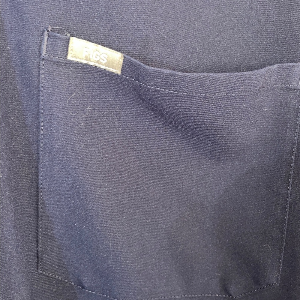 Fig Catarina one pocket scrub top women's nurse scrub top navy blue size XL - Picture 3 of 10